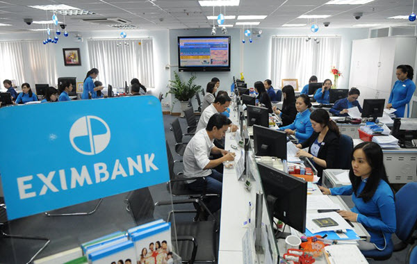 lương bao nhiêu được mở thẻ tín dụng Eximbank